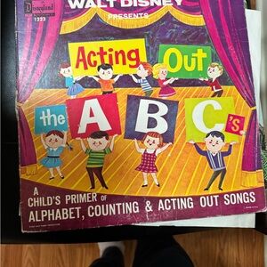 Disney Children's Alphabet and Counting Songs Book